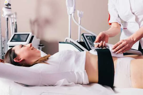 woman having body sculpting to help improve her body image and her mental health Leytonstone